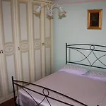 Mamma Ari Nocleg ze śniadaniem Fermo