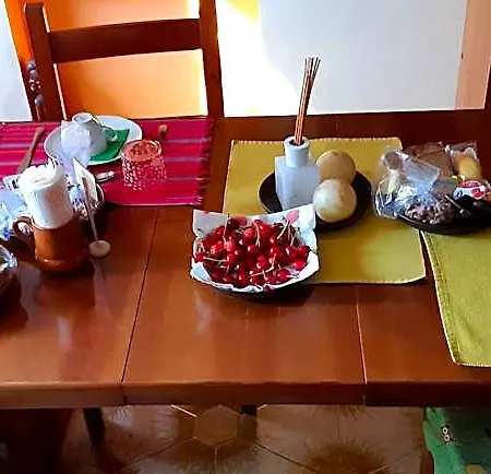 Mamma Ari 4*
